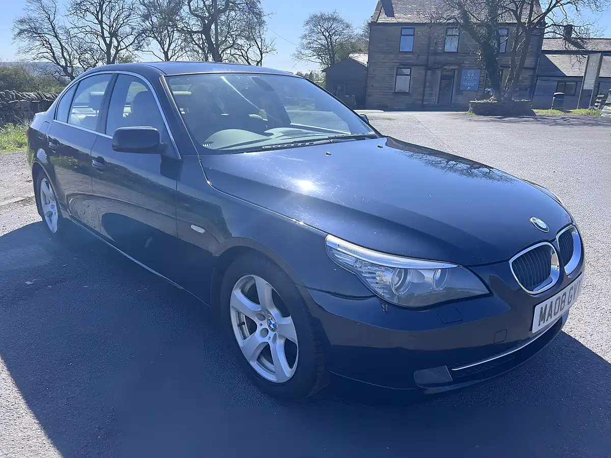 Used 2008 BMW 5 Series Se Blue - Interior and Exterior details 8