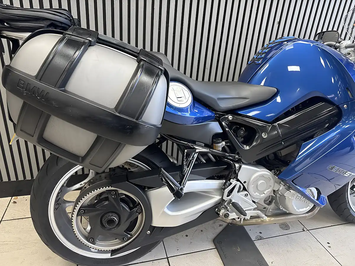 Used 2008 BMW F 800 ST Blue - Interior and Exterior details 15