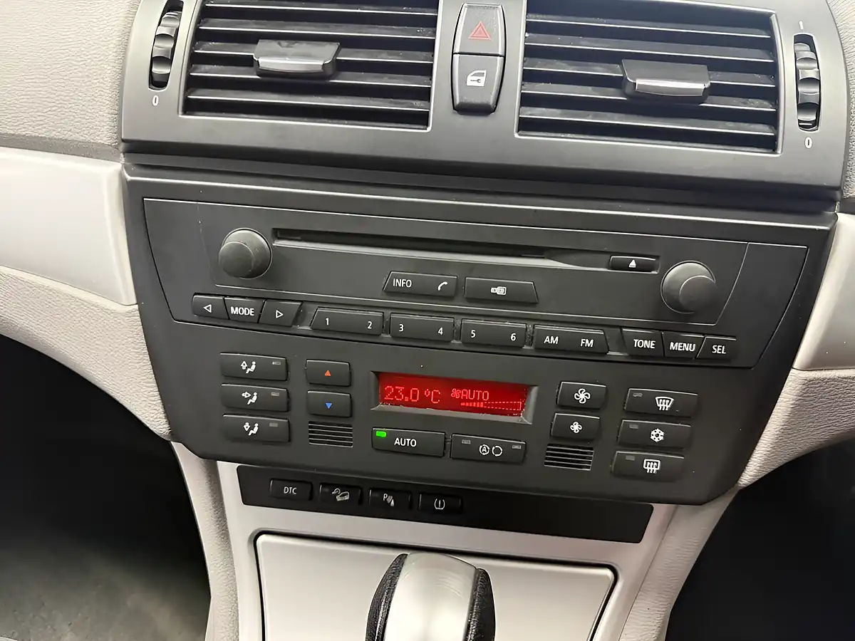 Used 2008 BMW X3 Se Silver - Interior and Exterior details 10