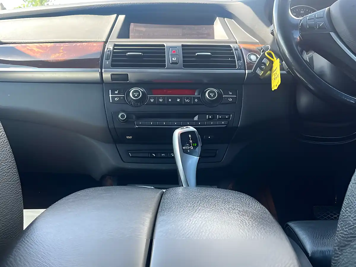 Used 2008 BMW X5 Se Space Grey - Interior and Exterior details 16
