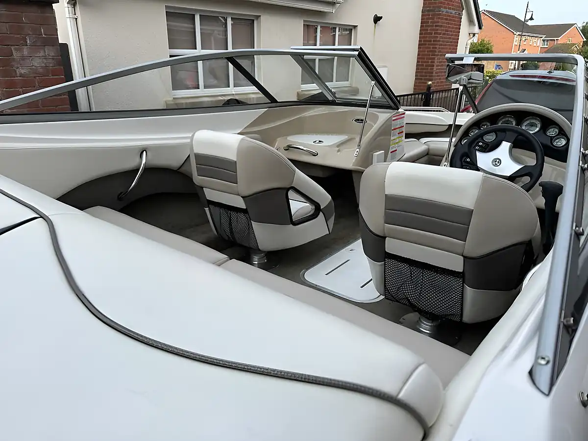 Used 2008 Campion Allante 505 White/Black - Interior and Exterior details 10