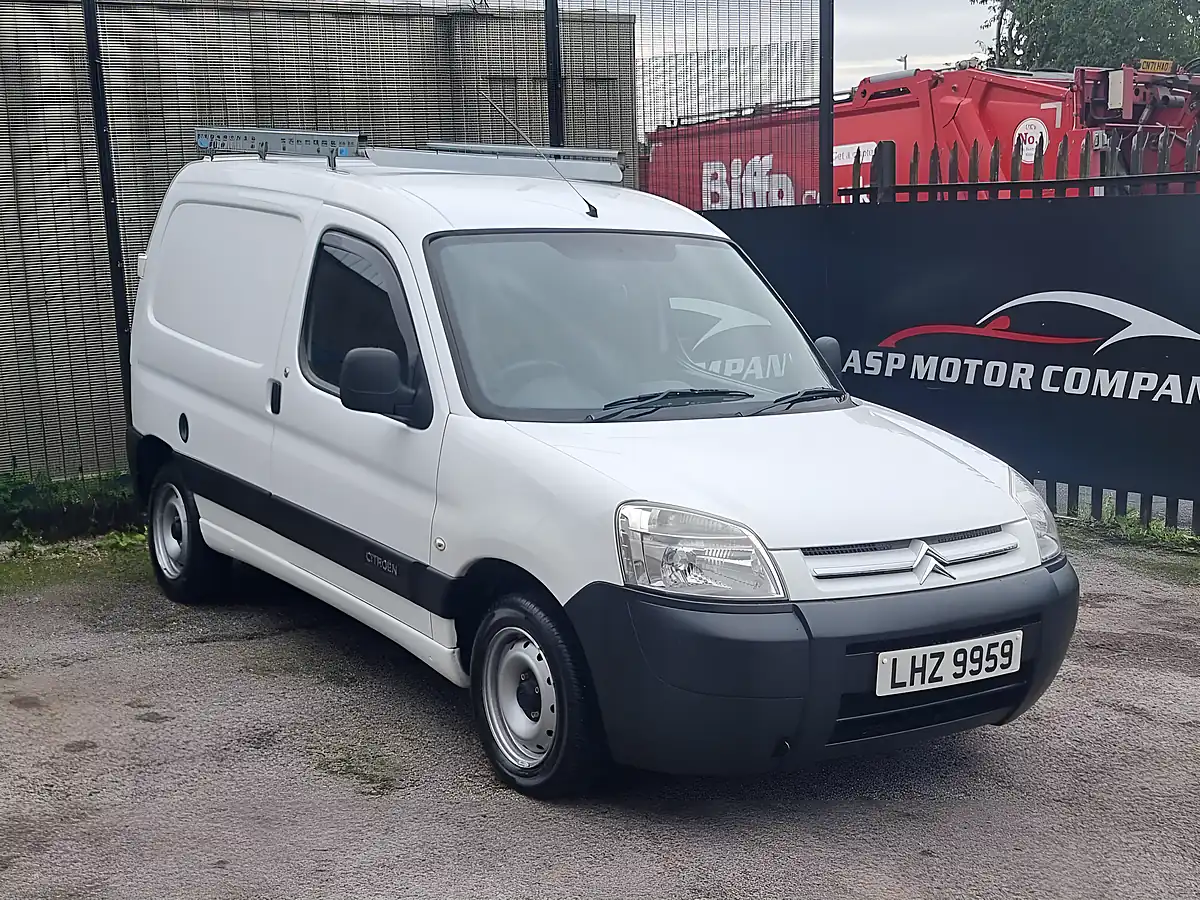 Used 2008 Citroen Berlingo 750 Panel Van White - Interior and Exterior details 11