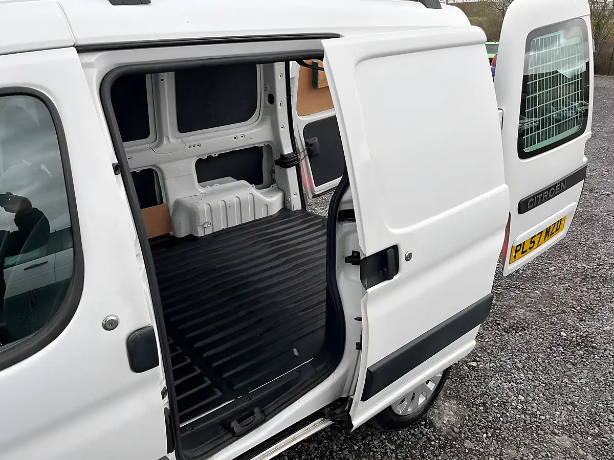 Used 2008 Citroen Berlingo Enterprise White - Interior and Exterior details 10