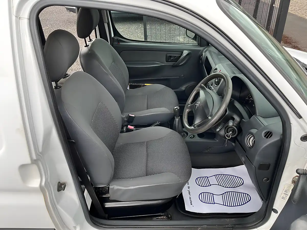 Used 2008 Citroen Berlingo Enterprise White - Interior and Exterior details 12