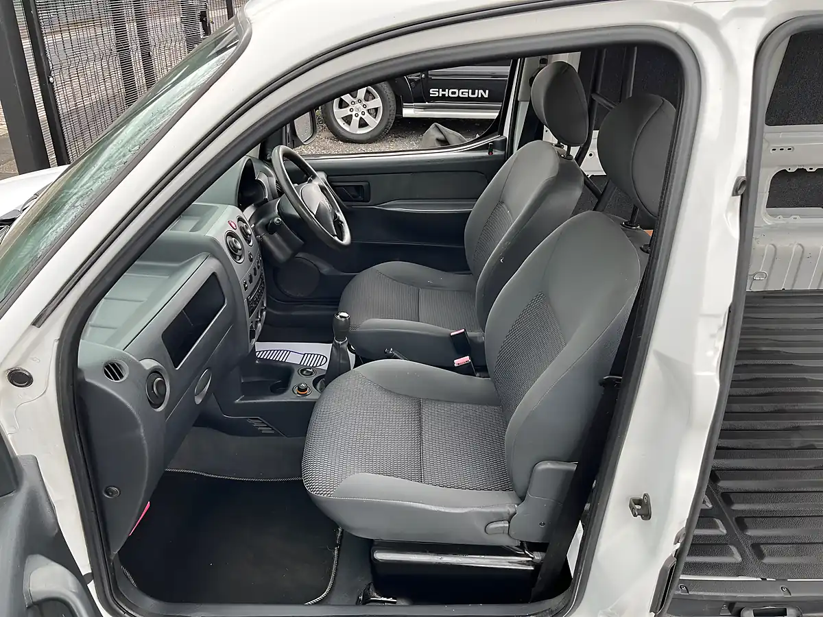 Used 2008 Citroen Berlingo Enterprise White - Interior and Exterior details 14