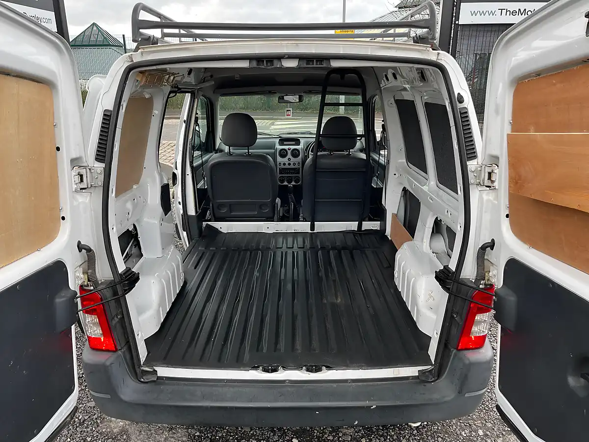 Used 2008 Citroen Berlingo Enterprise White - Interior and Exterior details 3