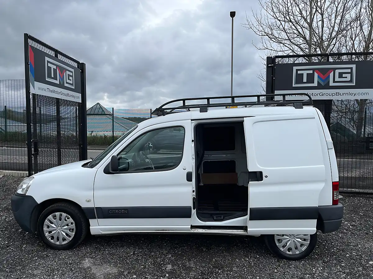 Used 2008 Citroen Berlingo Enterprise White - Interior and Exterior details 8