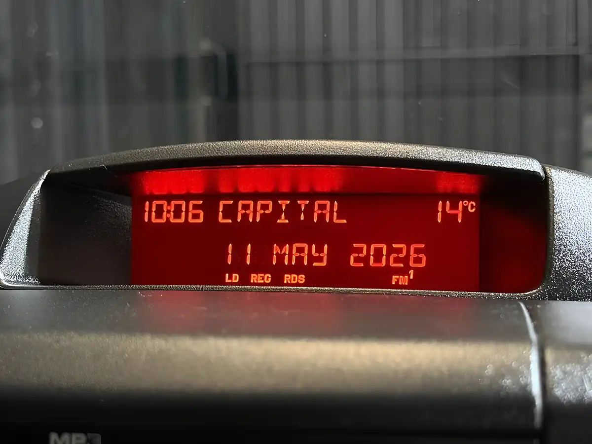 Used 2008 Citroen Berlingo Vtr Multispace Red - Interior and Exterior details 15