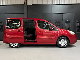 Used 2008 Citroen Berlingo Vtr Multispace Red - Interior and Exterior details 5