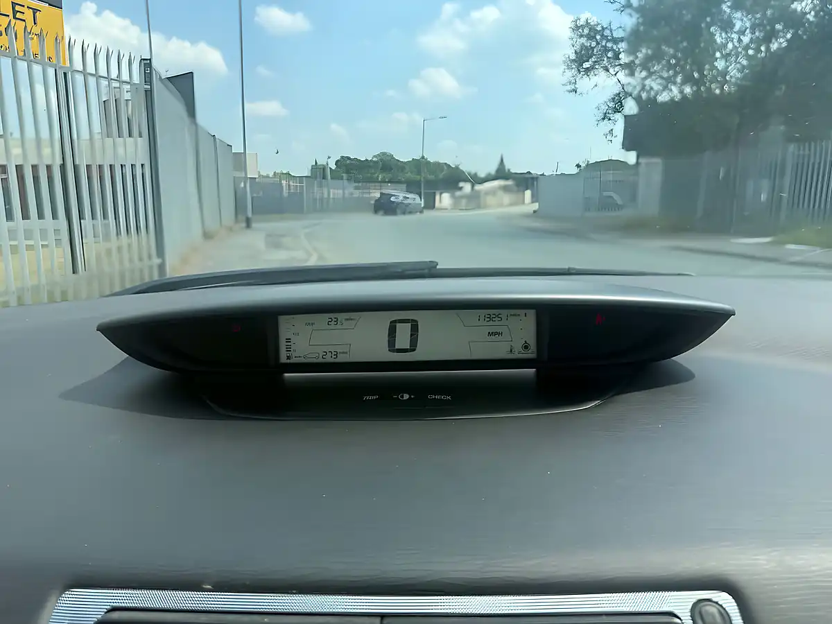 Used 2008 Citroën C4 Vtr Grey - Interior and Exterior details 15