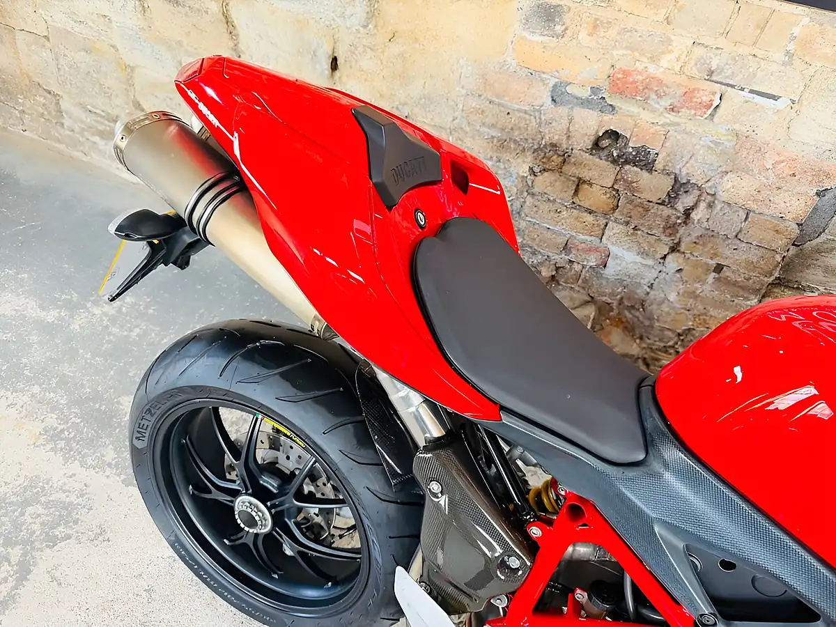 Used 2008 Ducati 1098 Standard Red - Interior and Exterior details 9