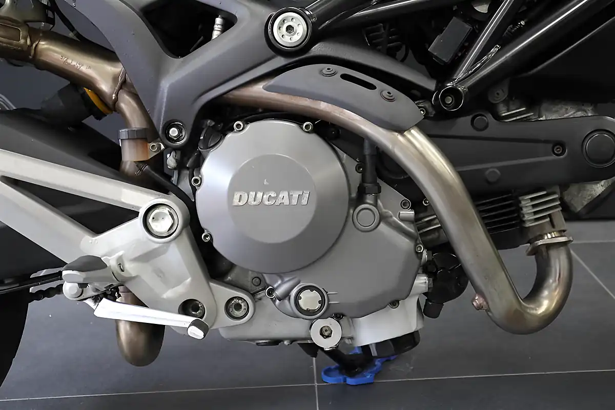 Used 2008 Ducati Monster 696+ White - Interior and Exterior details 7