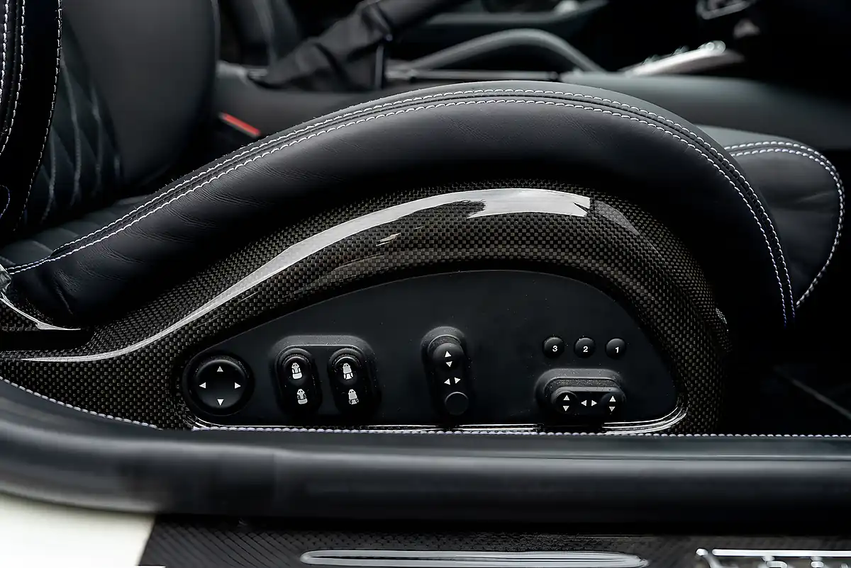 Used 2008 Ferrari 599 Gtb Fiorano Hgte Bianco Fuji - Interior and Exterior details 13