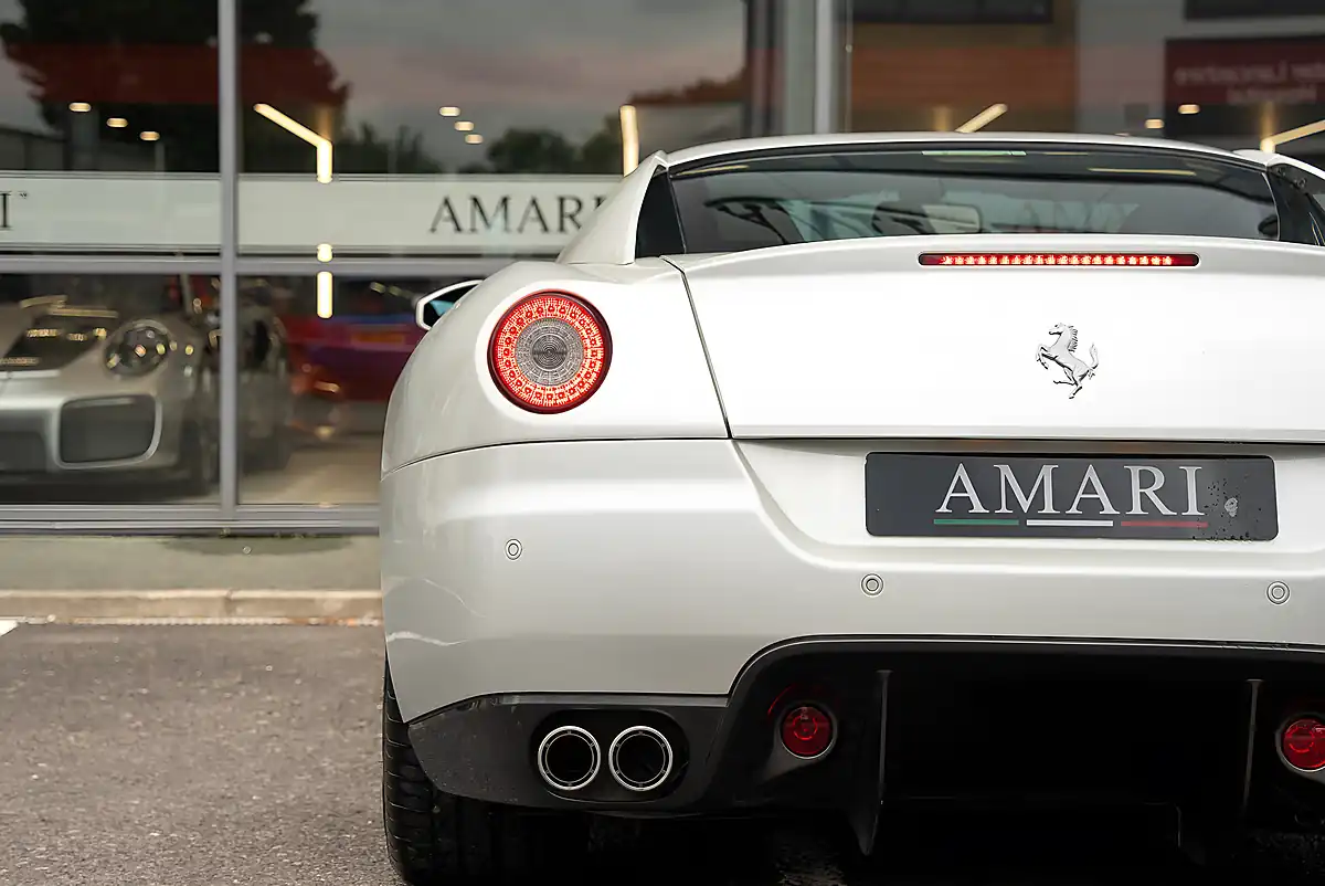 Used 2008 Ferrari 599 Gtb Fiorano Hgte Bianco Fuji - Interior and Exterior details 9