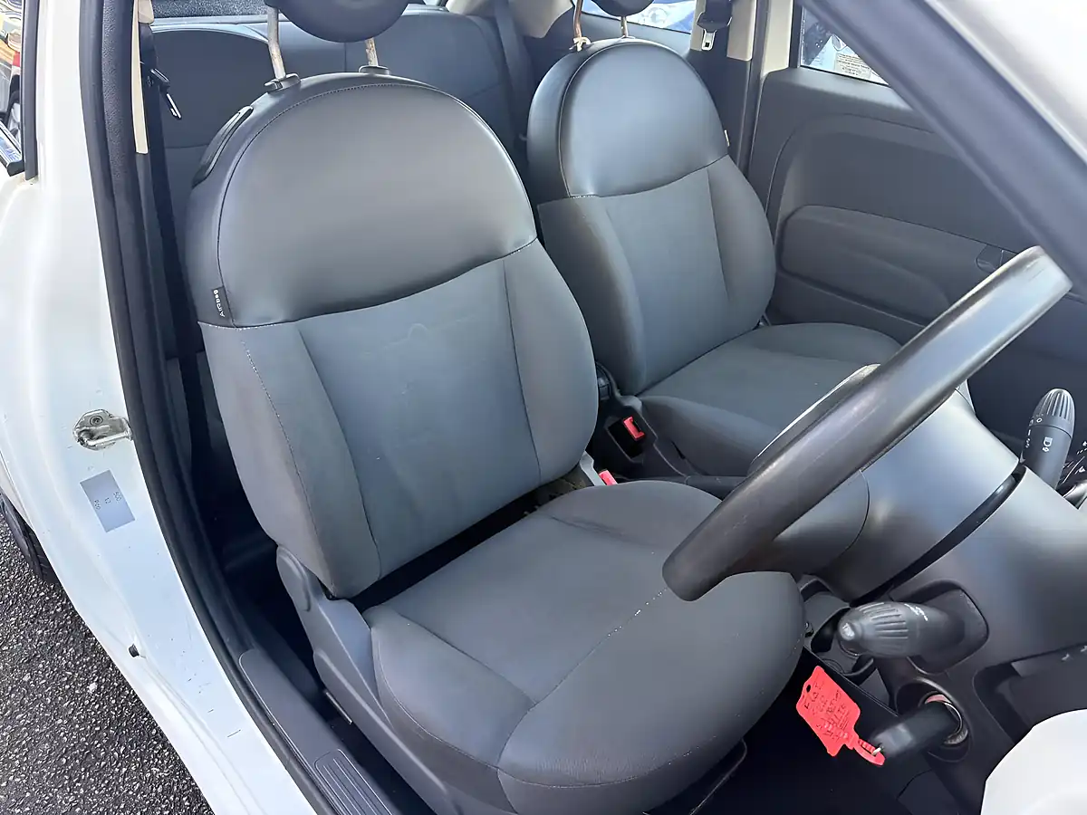 Used 2008 Fiat 500 Pop White - Interior and Exterior details 12