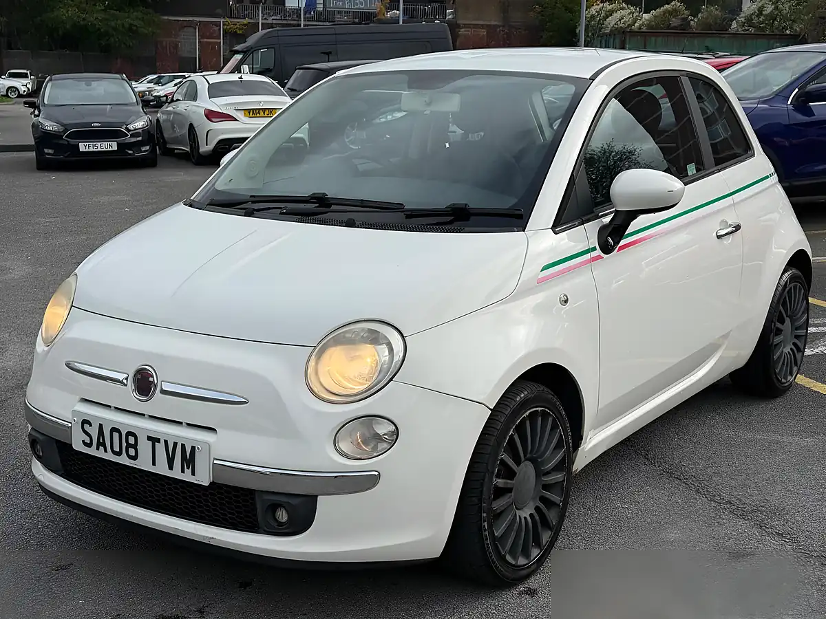 Used 2008 Fiat 500 Pop White - Interior and Exterior details 3