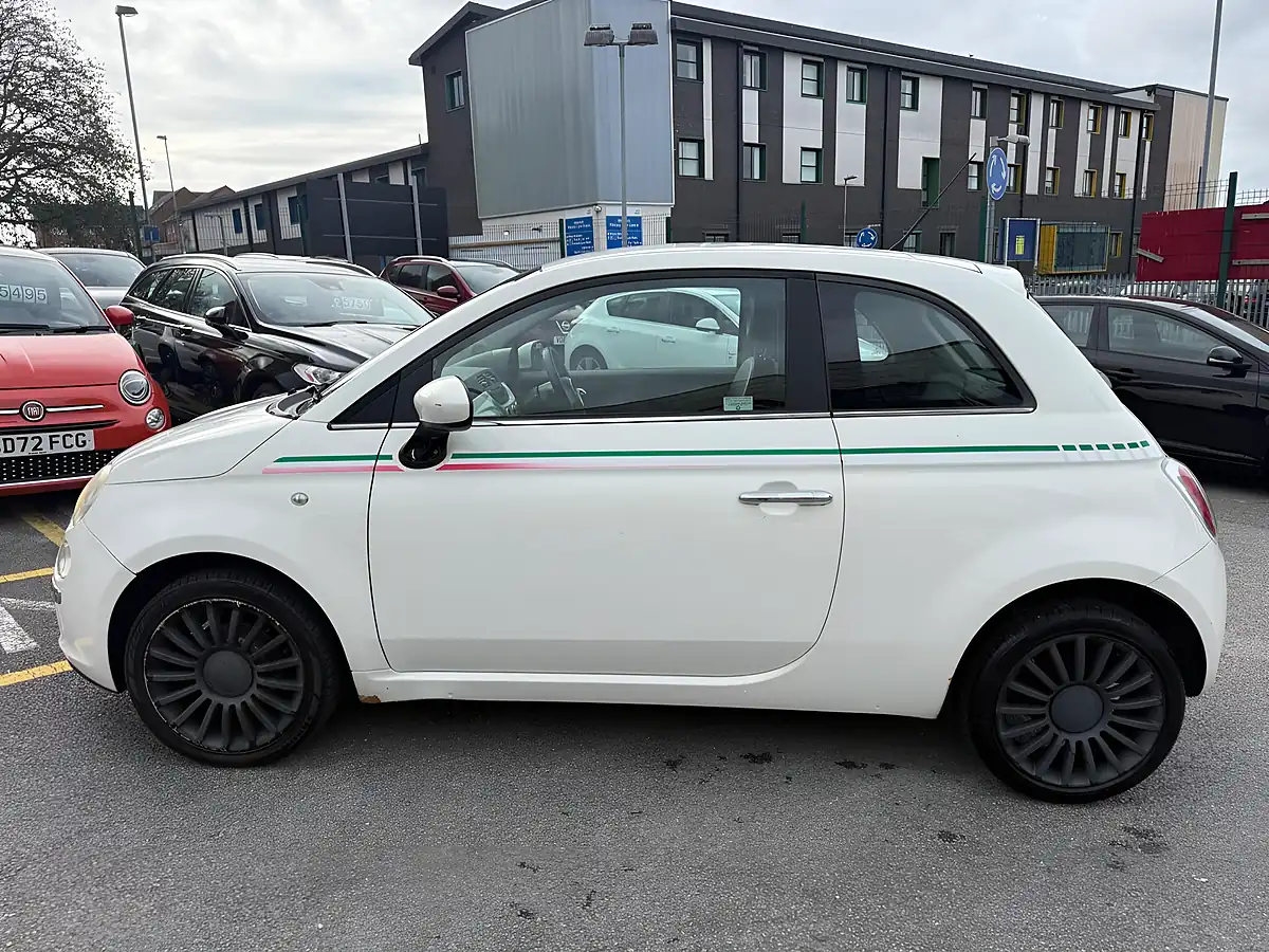 Used 2008 Fiat 500 Pop White - Interior and Exterior details 6