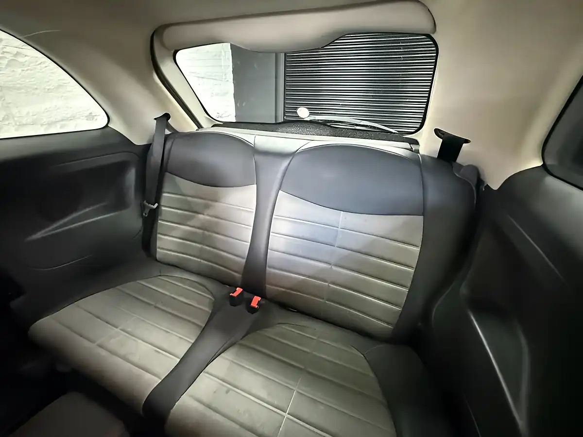 Used 2008 Fiat 500 Sport White - Interior and Exterior details 7