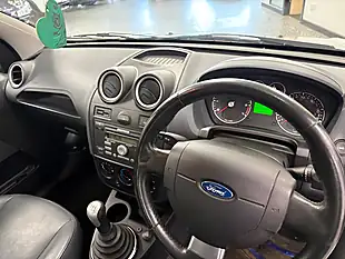 Used 2008 Ford Fiesta Ghia Silver - Interior and Exterior details 18