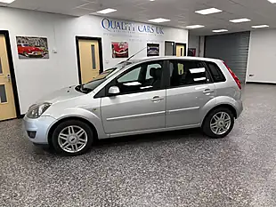 Used 2008 Ford Fiesta Ghia Silver - Interior and Exterior details 3