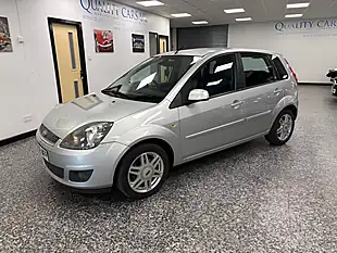 Used 2008 Ford Fiesta Ghia Silver - Interior and Exterior details 4