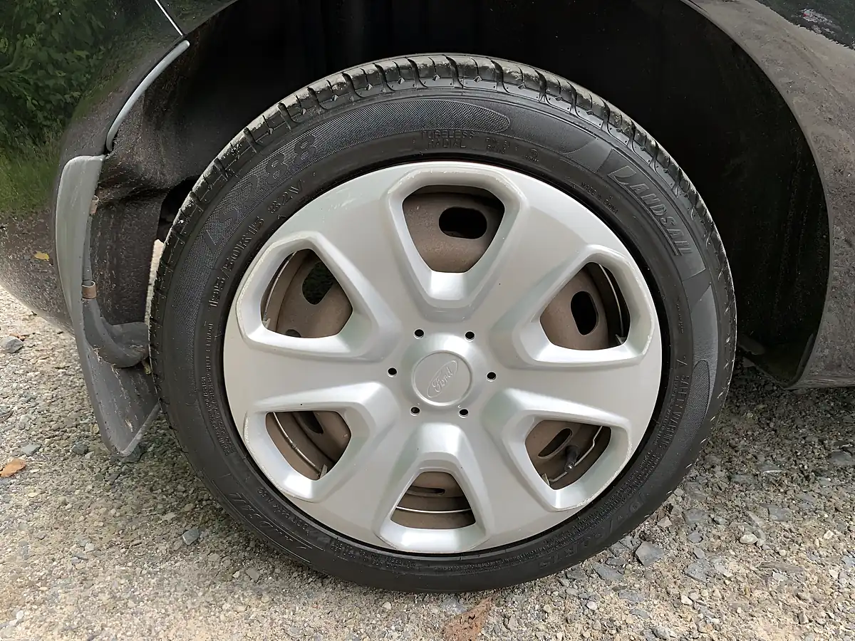 Used 2008 Ford Fiesta Style Black - Interior and Exterior details 18