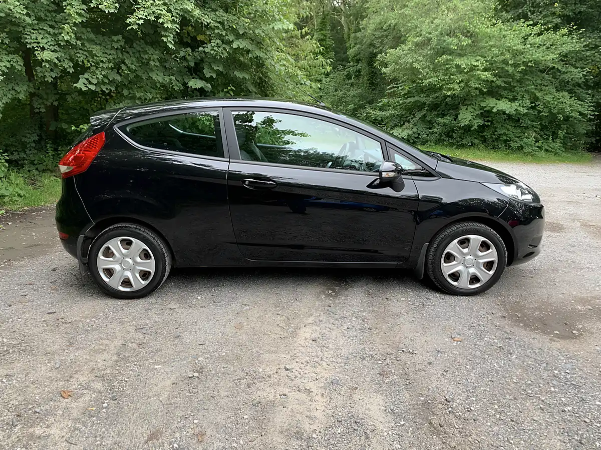 Used 2008 Ford Fiesta Style Black - Interior and Exterior details 4