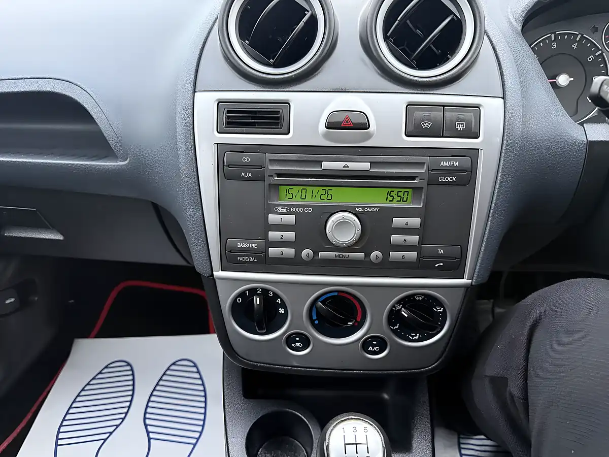 Used 2008 Ford Fiesta Zetec Blue - Interior and Exterior details 10