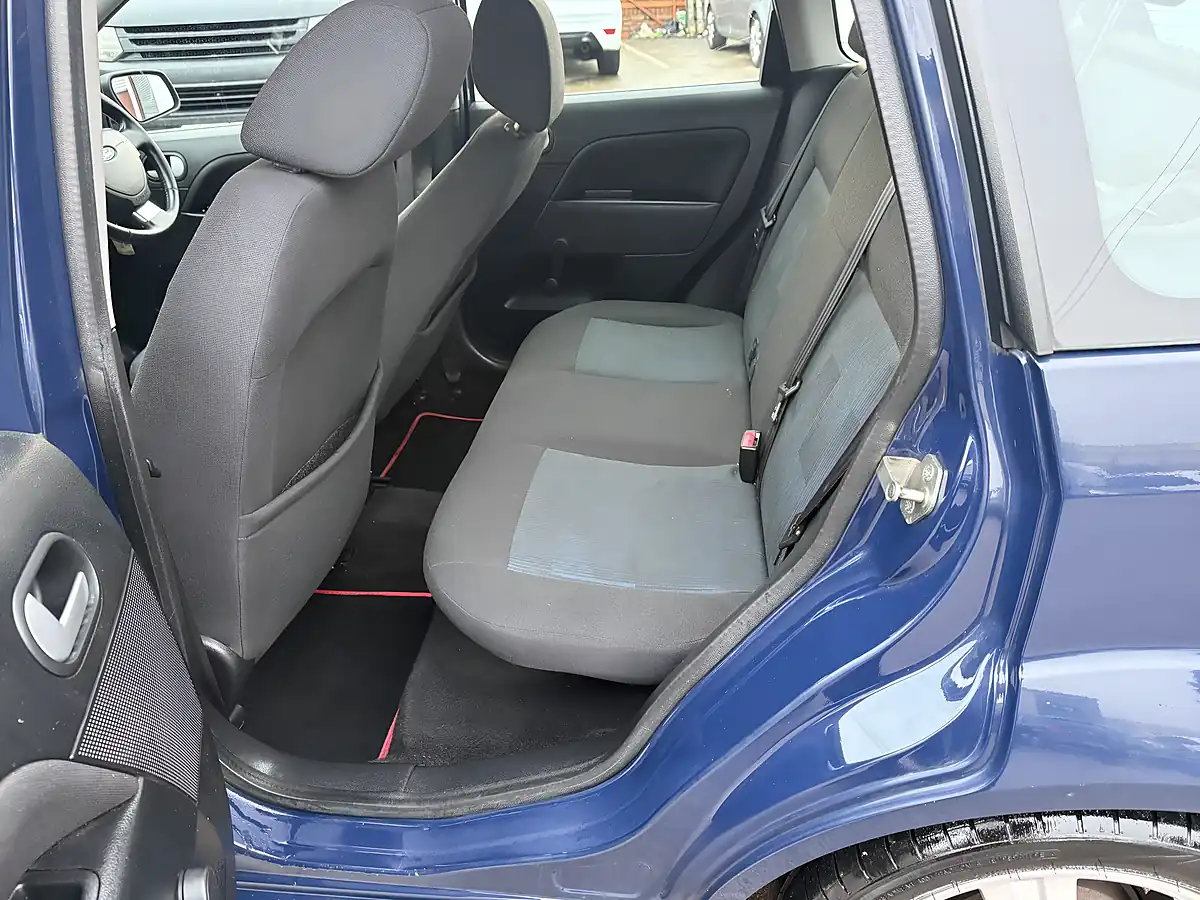 Used 2008 Ford Fiesta Zetec Blue - Interior and Exterior details 13