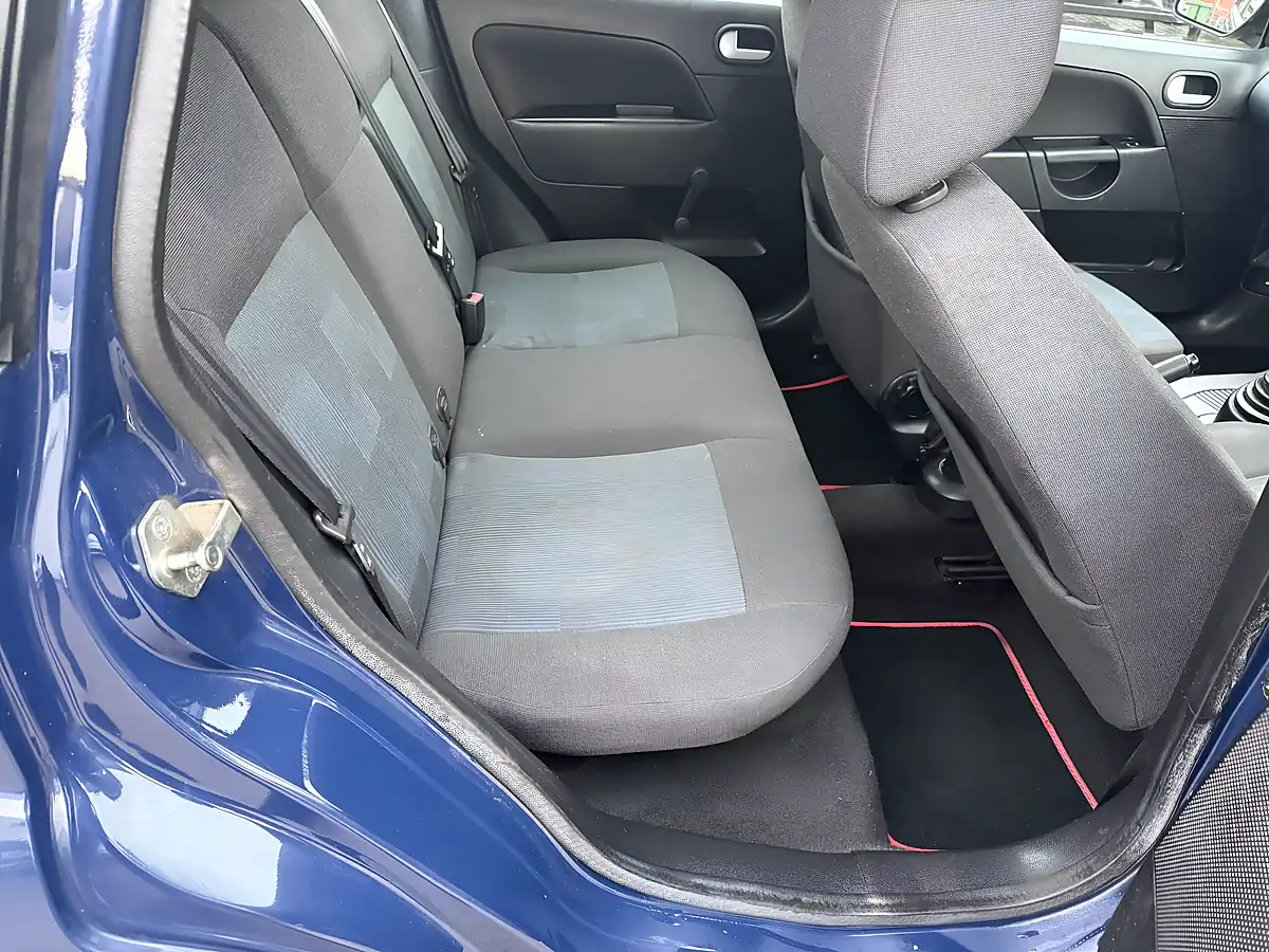 Used 2008 Ford Fiesta Zetec Blue - Interior and Exterior details 14