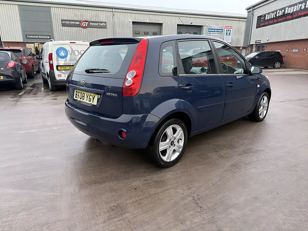 Used 2008 Ford Fiesta Zetec Blue - Interior and Exterior details 3