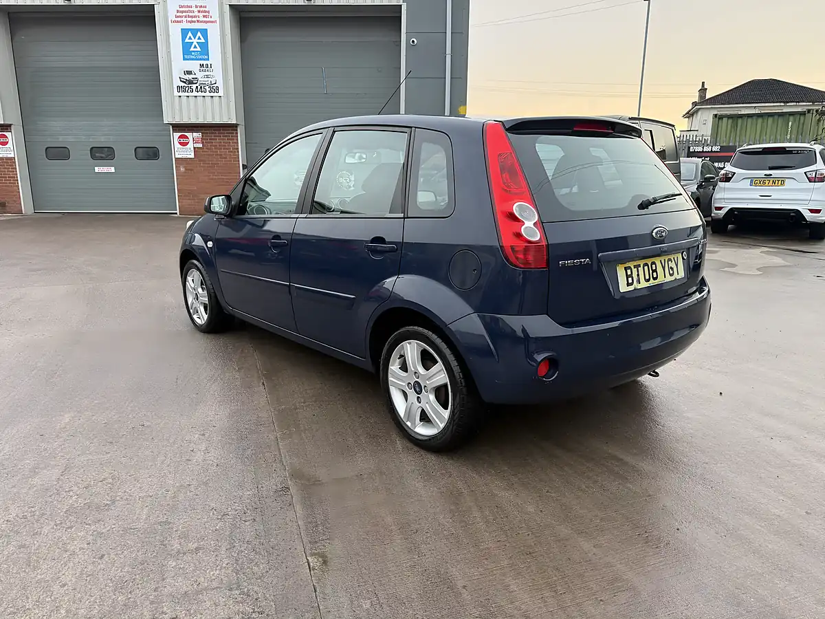 Used 2008 Ford Fiesta Zetec Blue - Interior and Exterior details 4