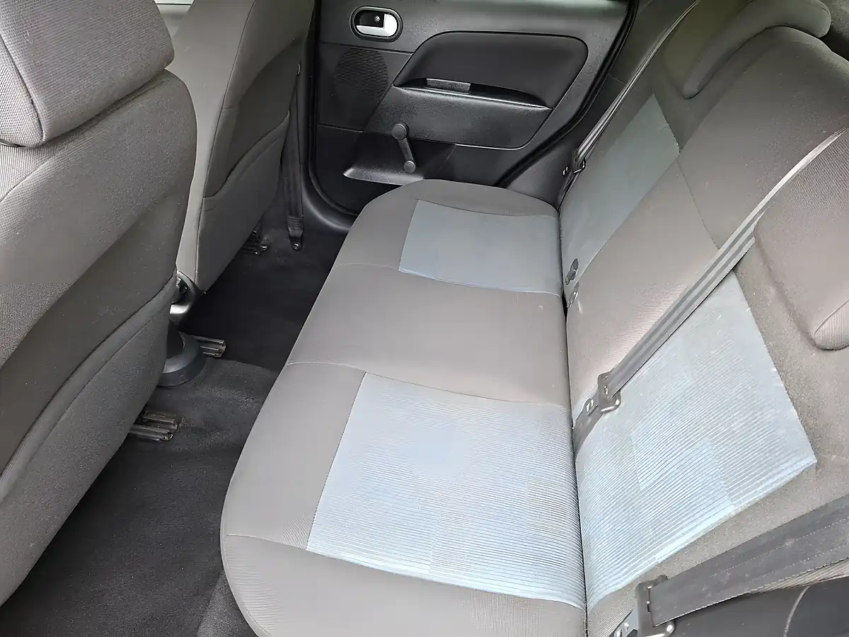 Used 2008 Ford Fiesta Zetec Climate Blue - Interior and Exterior details 9
