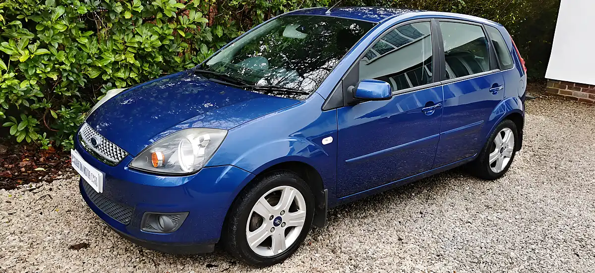 Used 2008 Ford Fiesta Zetec Climate Blue - Front View