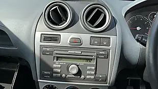 Used 2008 Ford Fiesta Zetec Climate Blue - Interior and Exterior details 9