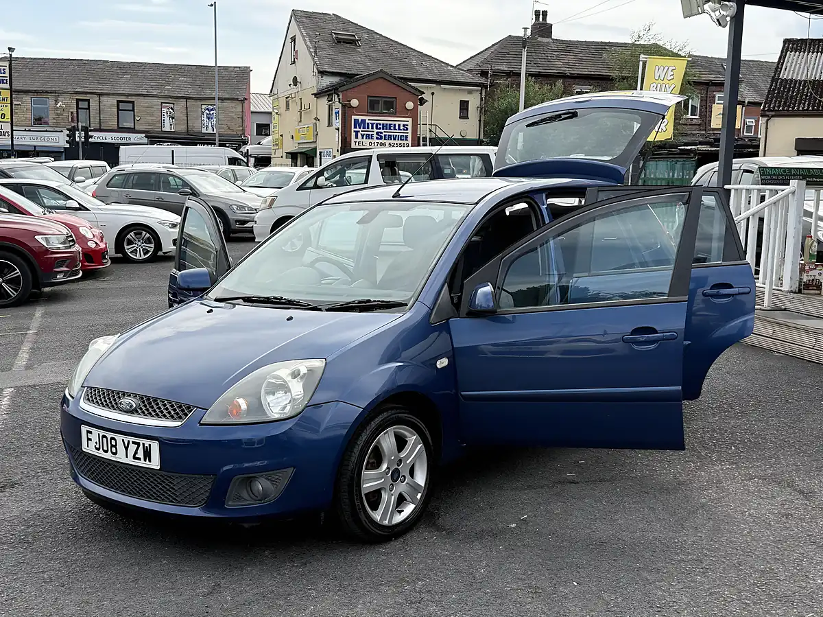 Used 2008 Ford Fiesta Zetec Climate Blue - Interior and Exterior details 11