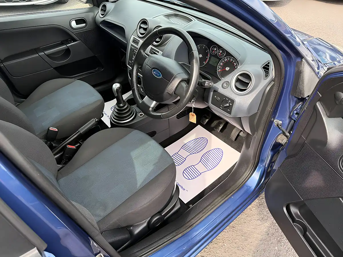 Used 2008 Ford Fiesta Zetec Climate Blue - Interior and Exterior details 12