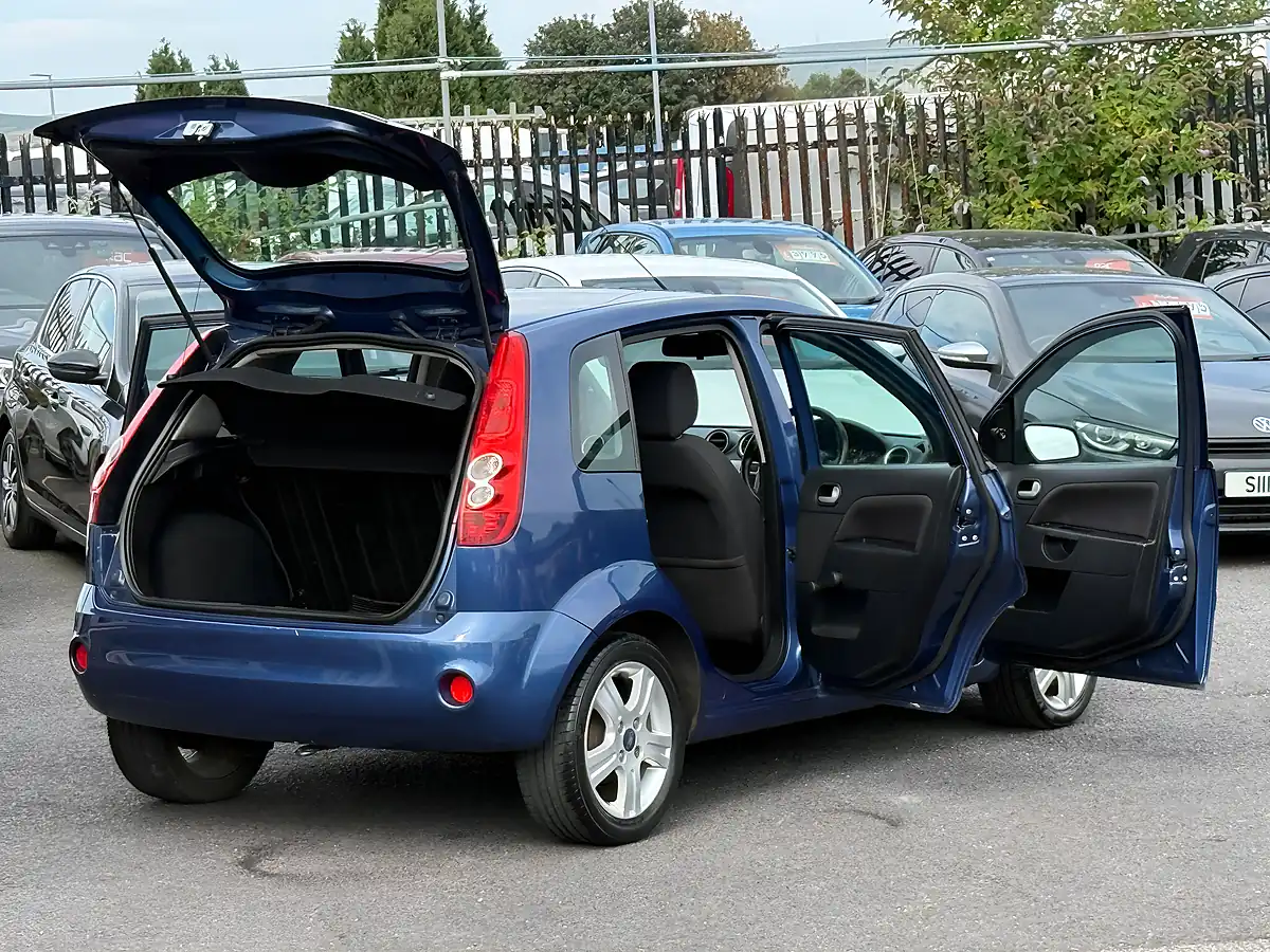 Used 2008 Ford Fiesta Zetec Climate Blue - Interior and Exterior details 2