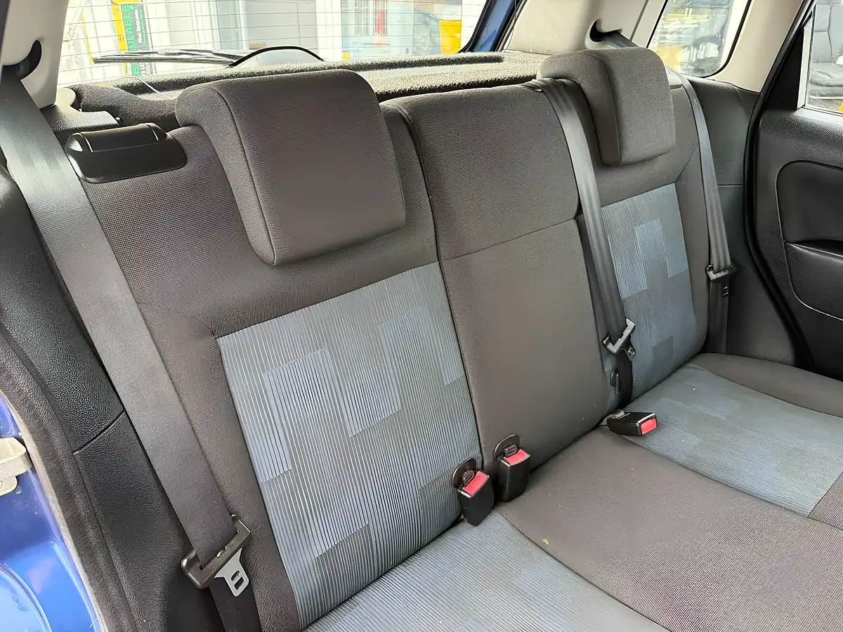 Used 2008 Ford Fiesta Zetec Climate Blue - Interior and Exterior details 4