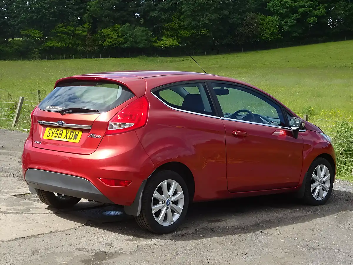 Used 2008 Ford Fiesta Zetec Red - Interior and Exterior details 15