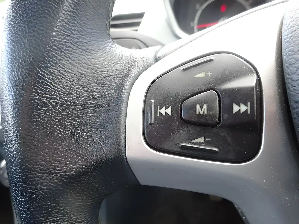 Used 2008 Ford Fiesta Zetec Red - Interior and Exterior details 20