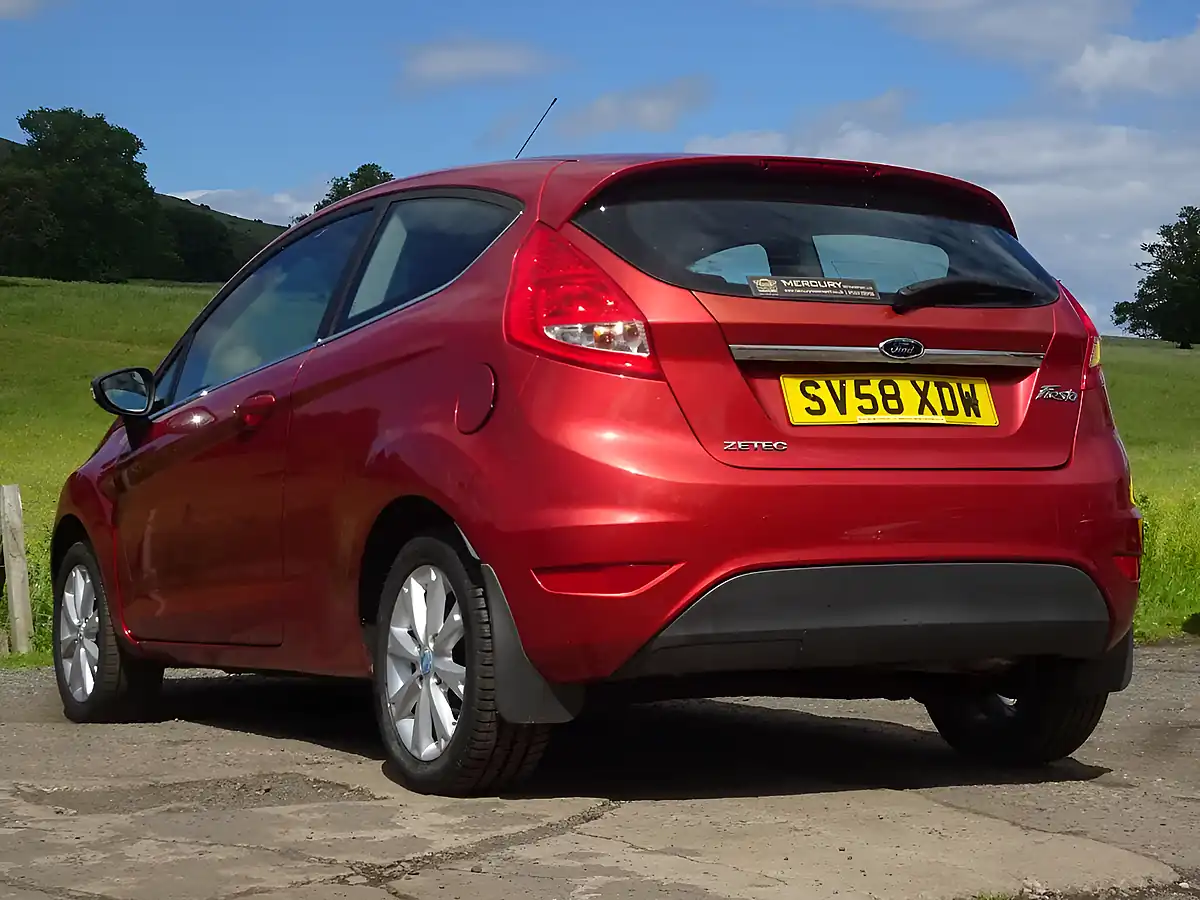 Used 2008 Ford Fiesta Zetec Red - Interior and Exterior details 3