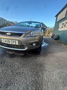 Used 2008 Ford Focus Coupé-Cabriolet - Interior and Exterior details 10
