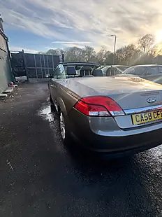 Used 2008 Ford Focus Coupé-Cabriolet - Interior and Exterior details 11
