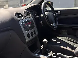 Used 2008 Ford Focus Zetec Climate Silver - Interior and Exterior details 11