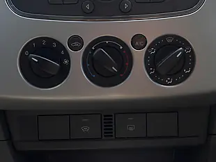 Used 2008 Ford Focus Zetec Climate Silver - Interior and Exterior details 15