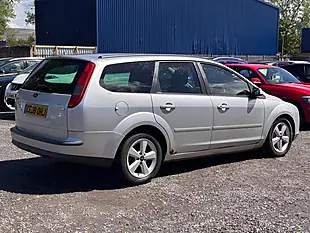 Used 2008 Ford Focus Zetec Climate Silver - Interior and Exterior details 7