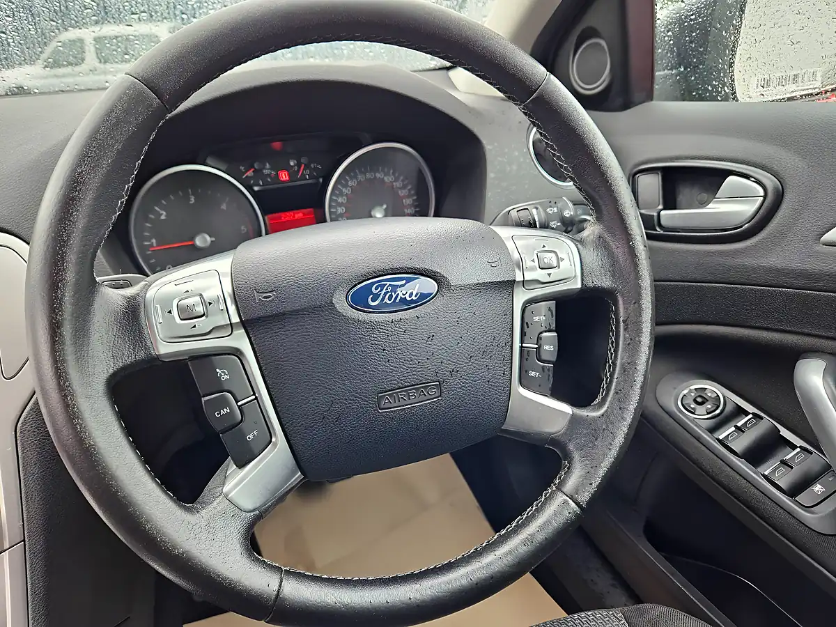 Used 2008 Ford Mondeo Zetec Black - Interior and Exterior details 13