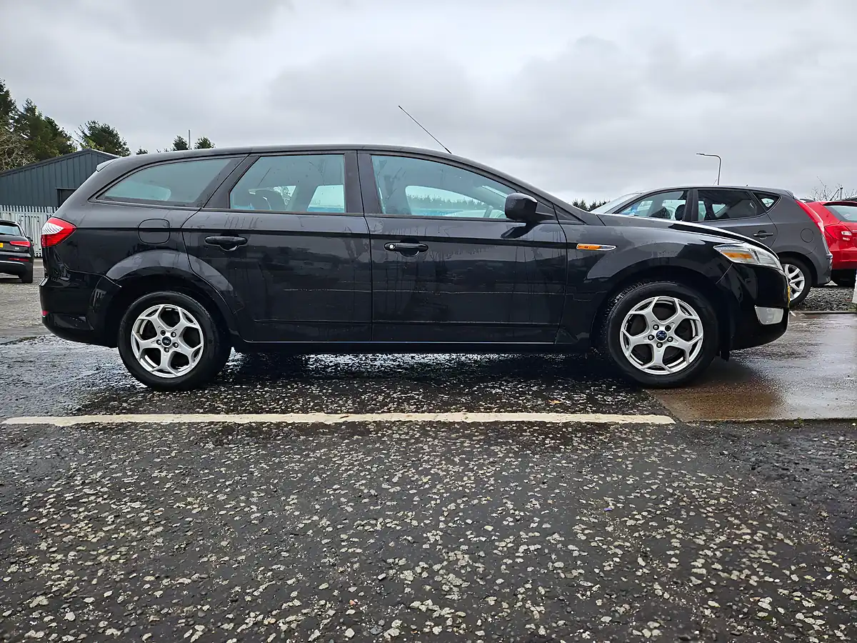 Used 2008 Ford Mondeo Zetec Black - Interior and Exterior details 15