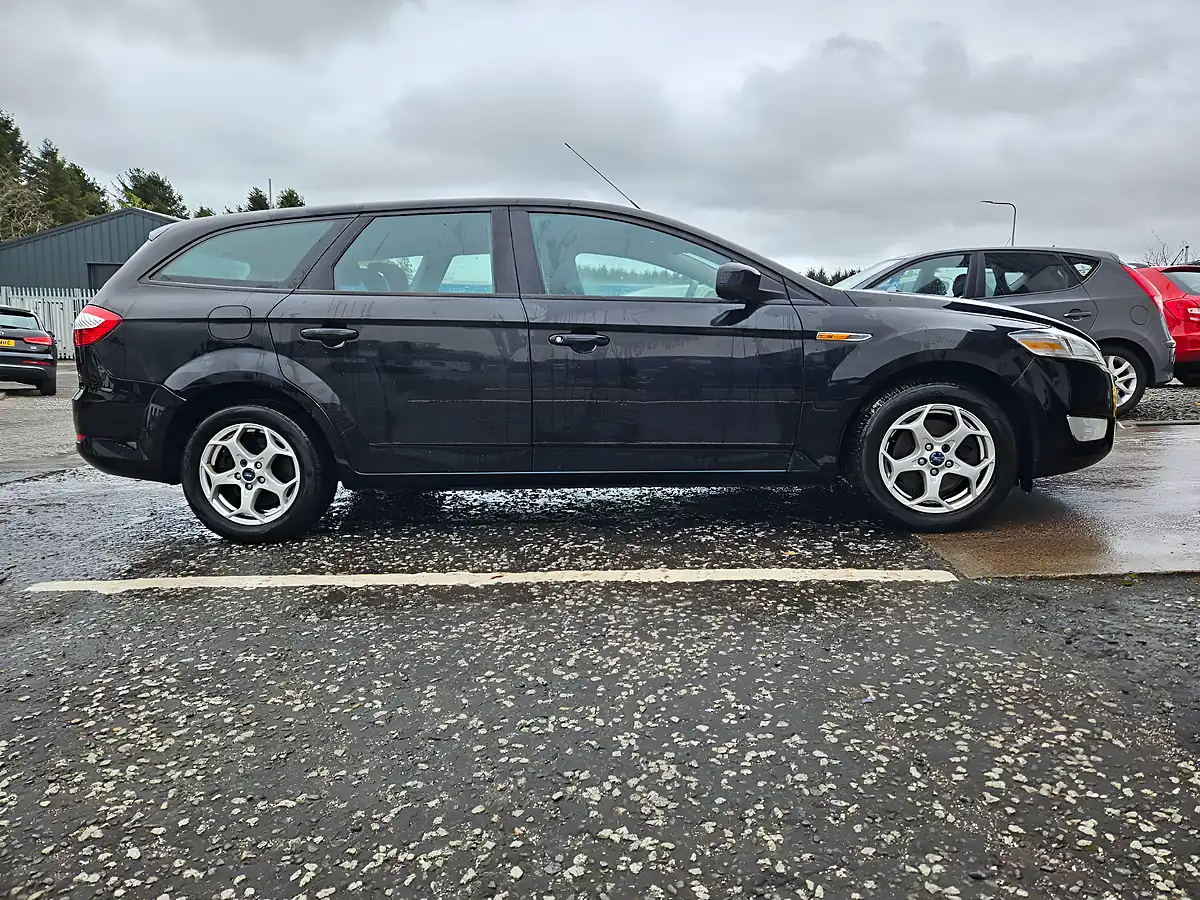 Used 2008 Ford Mondeo Zetec Black - Interior and Exterior details 2
